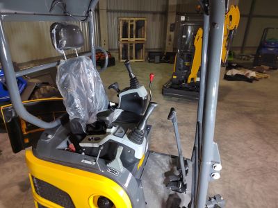 новый Гусеничный мини-экскаватор Yuchai  U18 в продаже на Gruzovik.ru