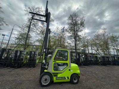 новый Дизельный вилочный погрузчик Zoomlion FD30Z M300 SS кабина в продаже на Gruzovik.ru