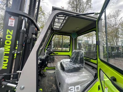 новый Дизельный вилочный погрузчик Zoomlion FD30Z M300 SS кабина в продаже на Gruzovik.ru