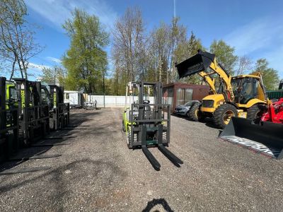 новый Дизельный вилочный погрузчик Zoomlion FD30Z S450  в продаже на Gruzovik.ru