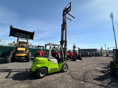 новый Дизельный вилочный погрузчик Zoomlion FD30Z S450 SS в продаже на Gruzovik.ru
