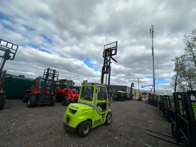 новый Дизельный вилочный погрузчик Zoomlion FD35Z M300 SS кабина в продаже на Gruzovik.ru