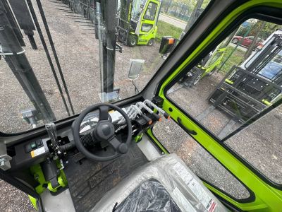 новый Дизельный вилочный погрузчик Zoomlion FD35Z M300 SS кабина в продаже на Gruzovik.ru