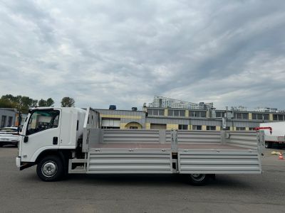 новый Бортовой грузовик Isuzu Elf 6.2м в продаже на Gruzovik.ru