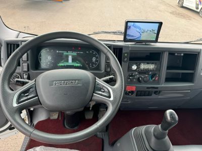 новый Бортовой грузовик Isuzu Elf 6.2м в продаже на Gruzovik.ru