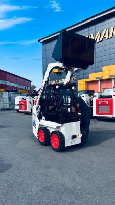 новый Мини-погрузчик на колёсном ходу Lonking 303 в продаже на Gruzovik.ru