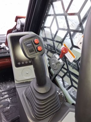 новый Мини-погрузчик на гусеничном ходу Lonking CDM315T в продаже на Gruzovik.ru