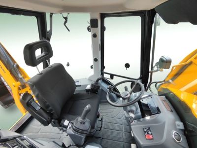 новый Экскаватор-погрузчик Lonking 83c в продаже на Gruzovik.ru