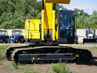новый Экскаватор на гусеничном ходу MaxPower ME 225.9 NL в продаже на Gruzovik.ru