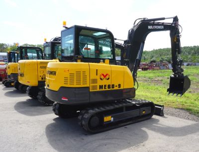 новый Гусеничный мини-экскаватор MaxPower ME 60.9 в продаже на Gruzovik.ru