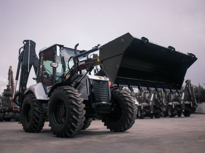 новый Экскаватор-погрузчик Cukurova 885XG в продаже на Gruzovik.ru